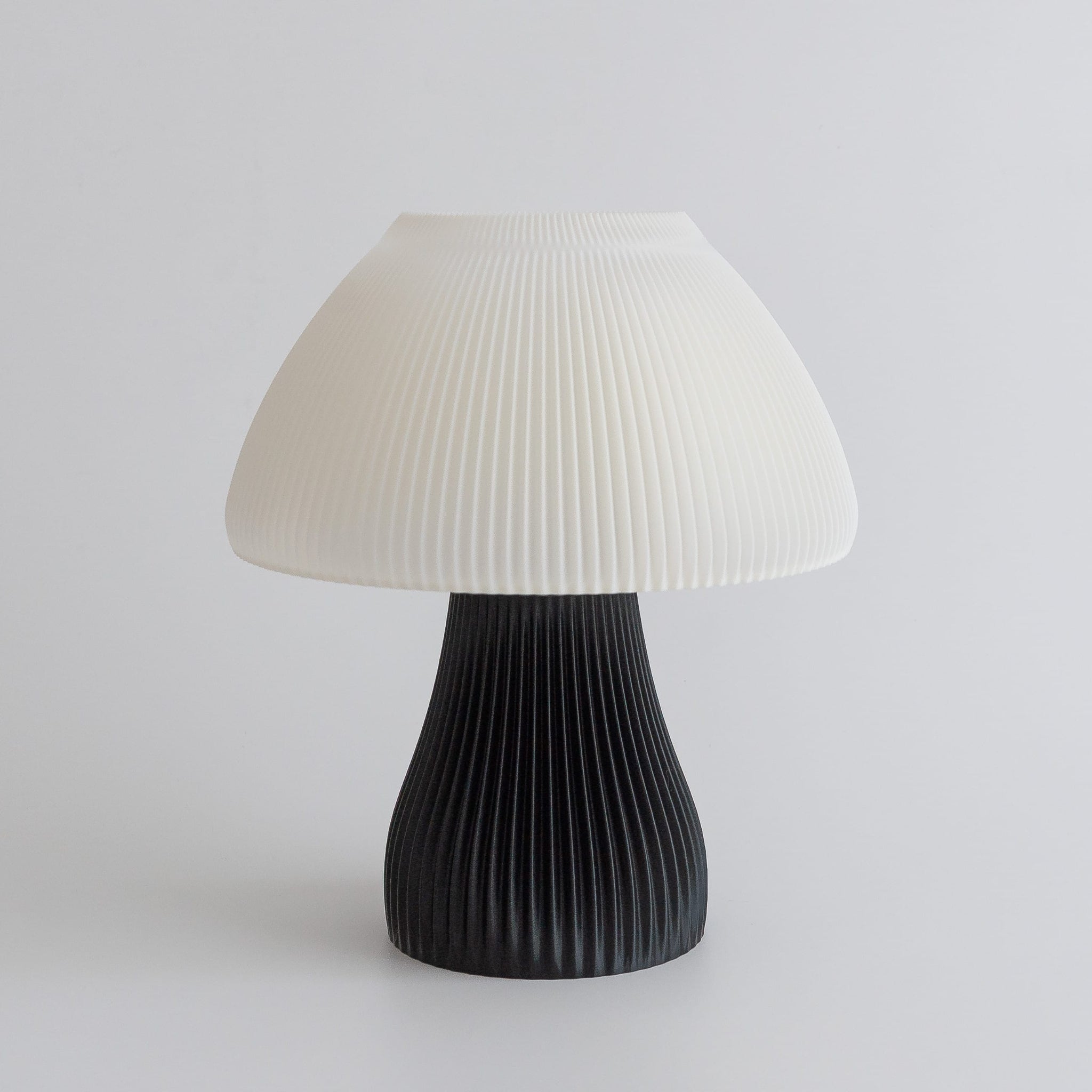 Blok3d Nuestro Catálogo Negro / Blanco Lunora – Lámpara