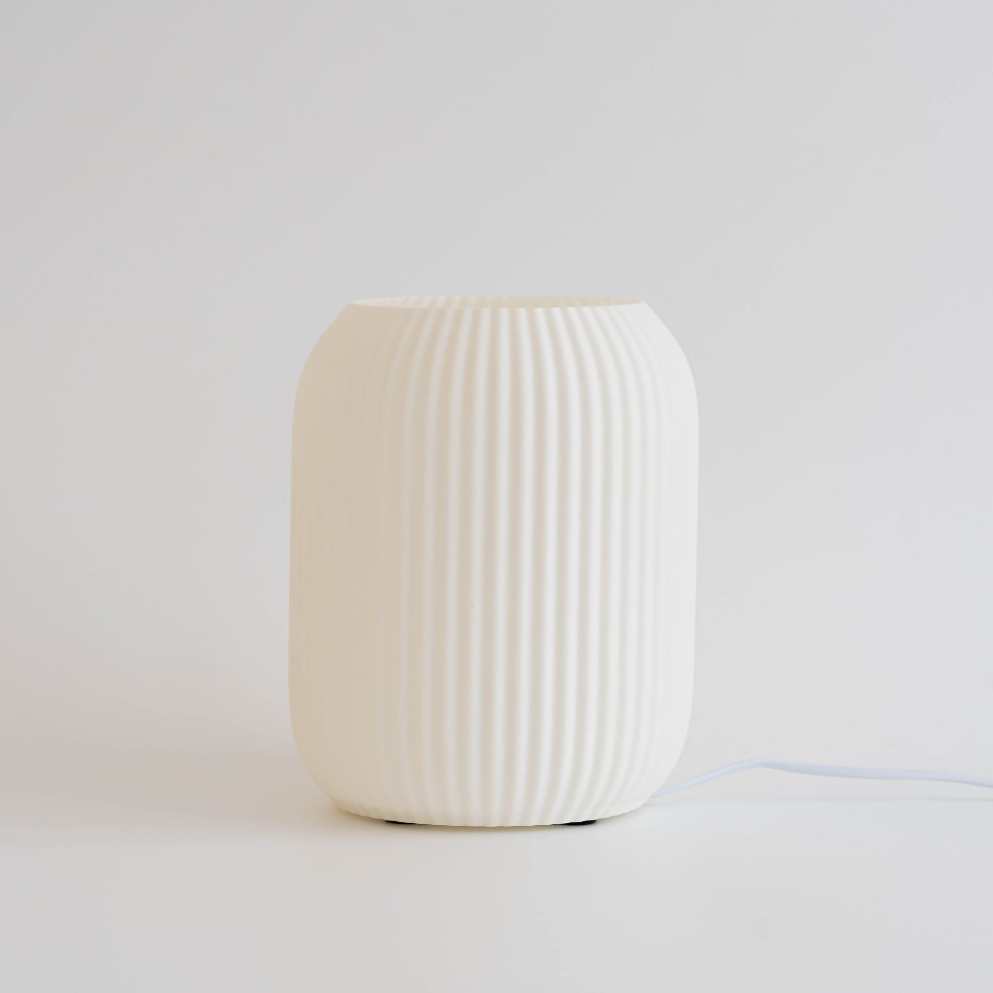 Blok3D Lámpara Orlo - Luz cálida que transforma tu espacio